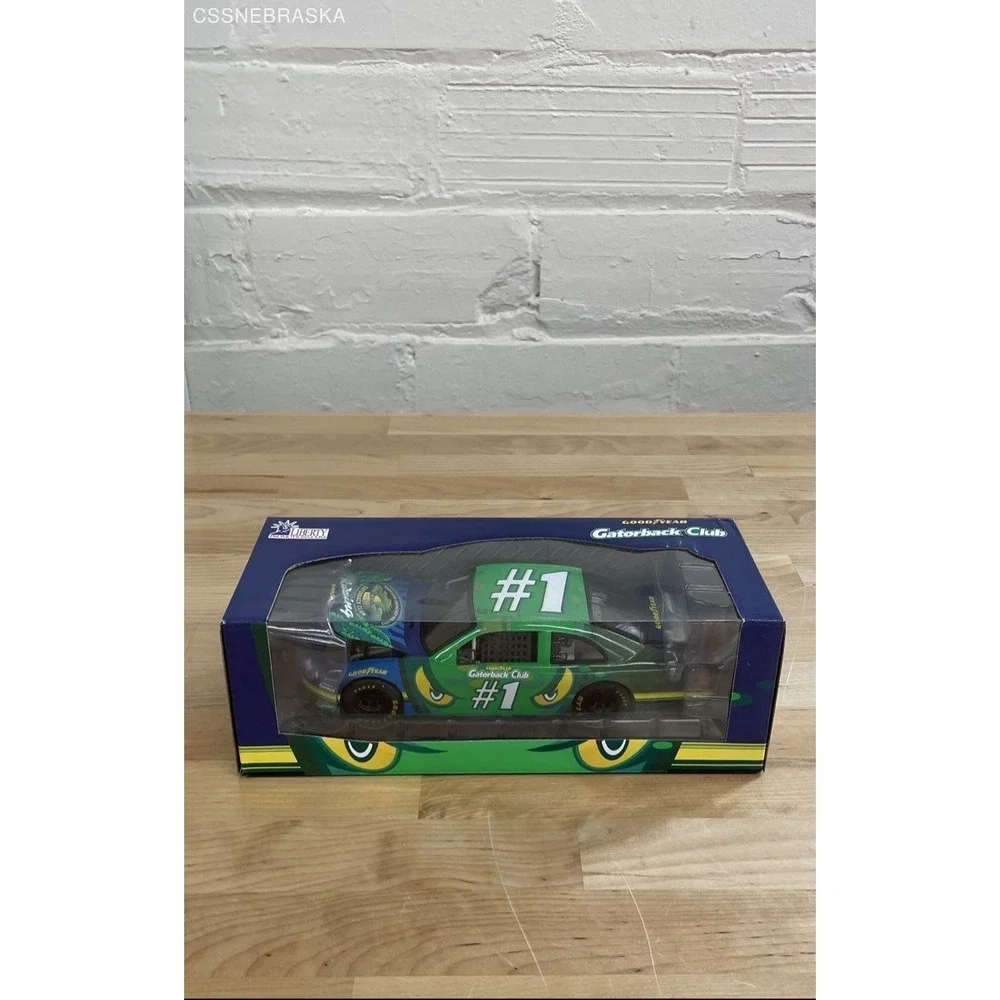 1:24 Stock Car Goodyear #1‎ gaterback